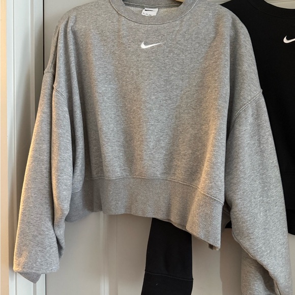 Nike Tops - Nike Sweatshirts